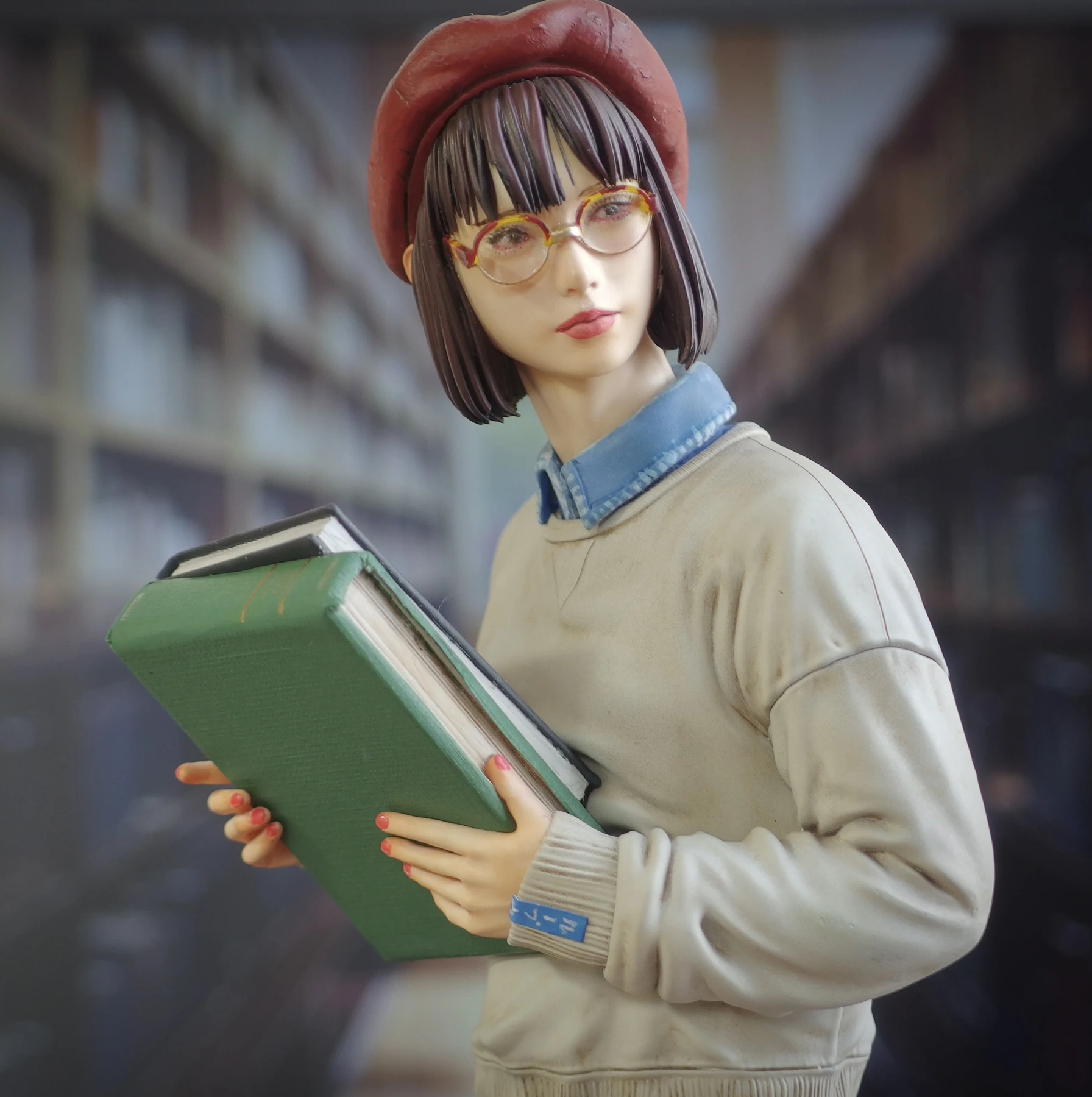 No.003「本を運ぶ女性」/くつむし こだわり画像2